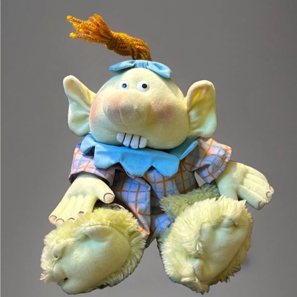 Vintage Maggie’s Monster Plush Tomie de Paola 11” Ogre  Stuffed Animal 1987 - Picture 9 of 9